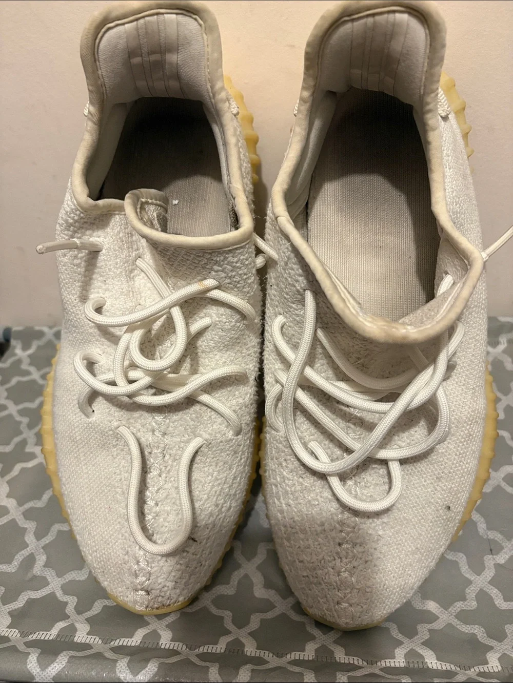 adidas Yeezy Boost 350 V2  Men’s Size 10